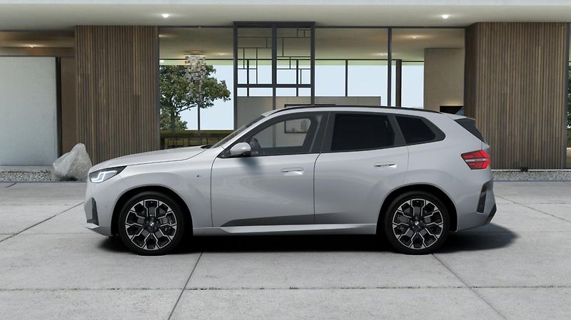 BMW X3 xDrive 40d - fotka 5 z 14