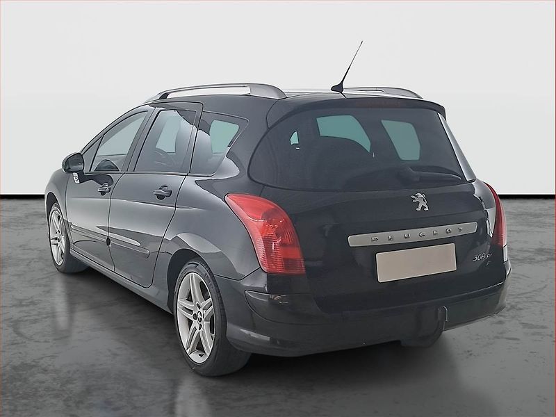 Peugeot 308 (2010) 1.6 HDi, 7 míst, nová STK - fotka 4 z 16