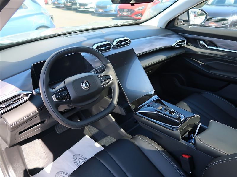 Dongfeng Mage (2026) 1,5 T 145 kW E3 DCT7 - fotka 9 z 27