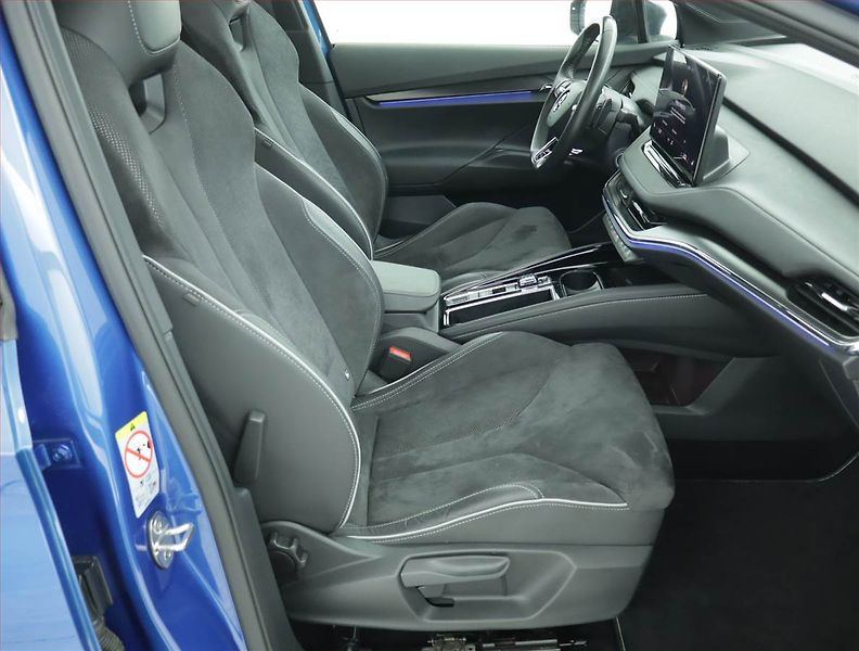 Škoda Enyaq (2022) Sportline iV 60 (62 kWh) - fotka 9 z 20