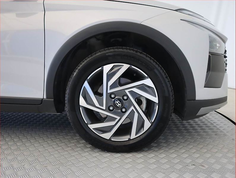 Hyundai Bayon (2025) 1.0 T-GDI, Serv.kniha - fotka 15 z 23