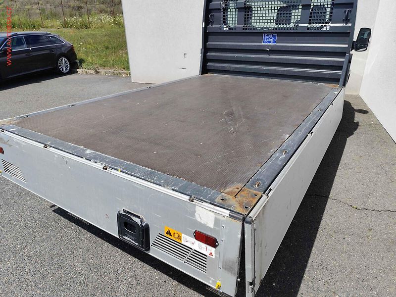 Ford Transit (2017) 2.0TDCi VALNÍK, STK5/28 - fotka 10 z 17