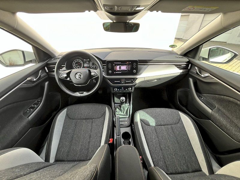 Škoda Scala (2023) 1,0TSI 81KW STYLE - fotka 5 z 22