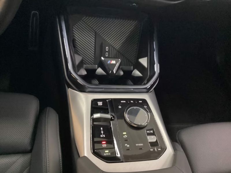 BMW X3 xDrive20d M-Sport 360 HuD Pano - fotka 12 z 22