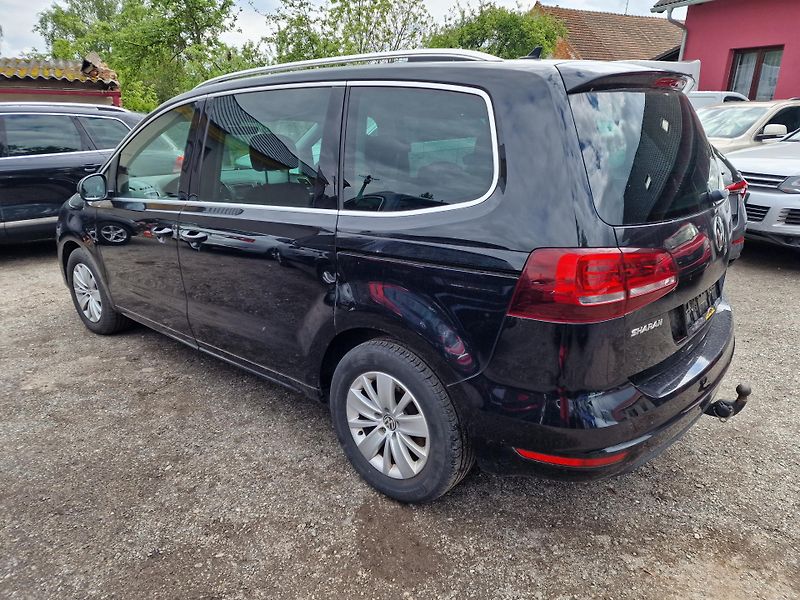 Volkswagen Sharan 2,0TDI 110KW KAMERA TAŽNÉ ZAŘ. - fotka 6 z 20