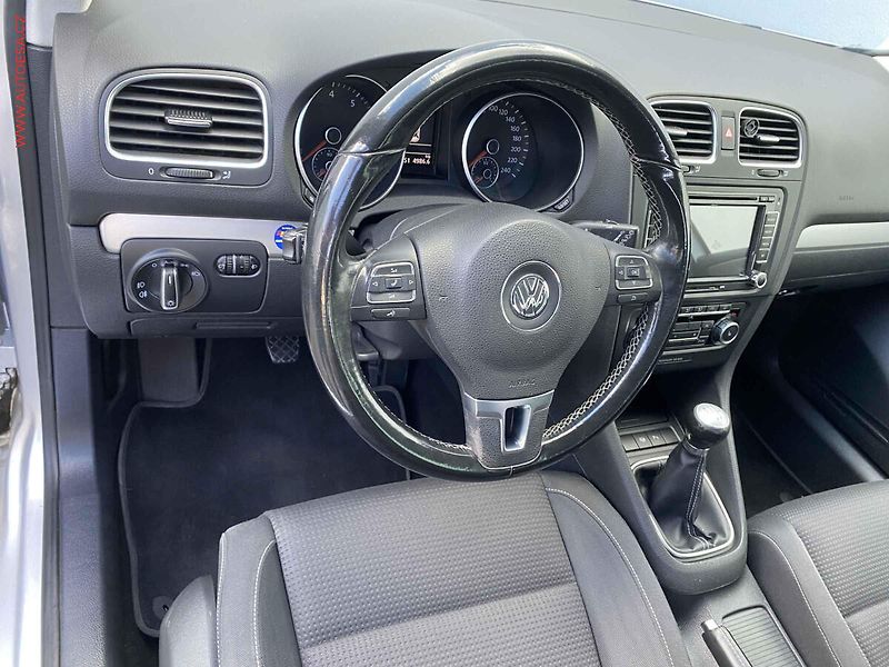 Volkswagen Golf (2011) 1.4 16V, Team, navi, kamera - fotka 12 z 20