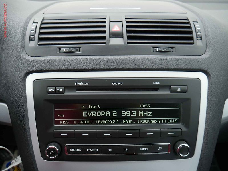 Škoda Octavia (2011) 1.2 TSi, 2.maj,ČR, AC, temp - fotka 13 z 15