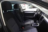 Volkswagen Passat (2019) 2.0TDI DSG Display LED Navi - náhled 24