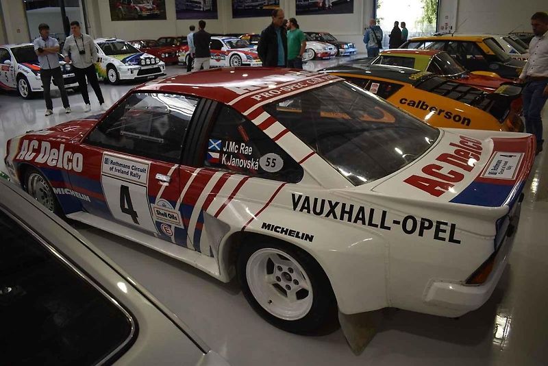 Francois Delecour u zapůjčeného vozu Alpine pro Rally Pačejov
