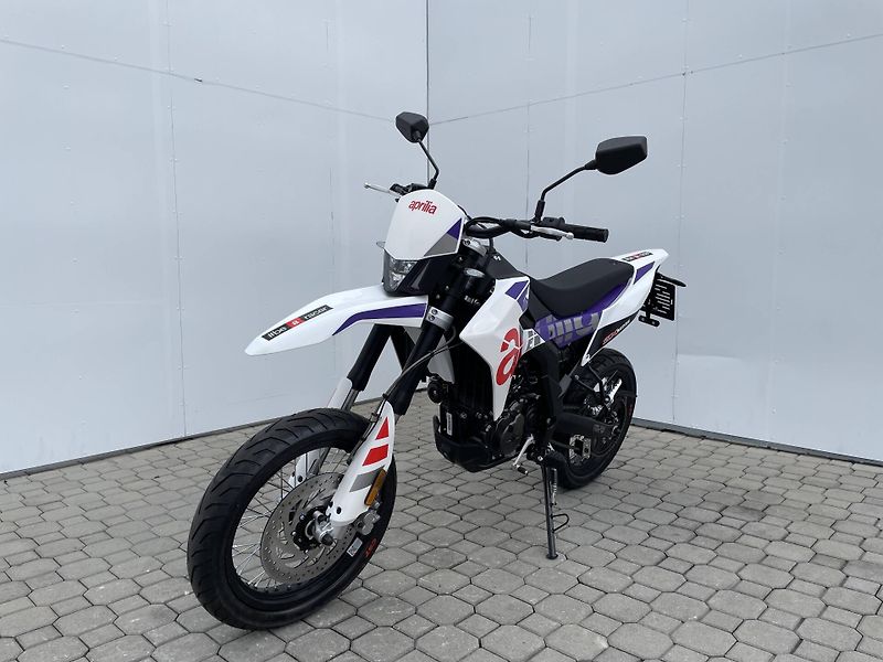 Aprilia (2026) SX 125 EU5+ - fotka 5 z 11