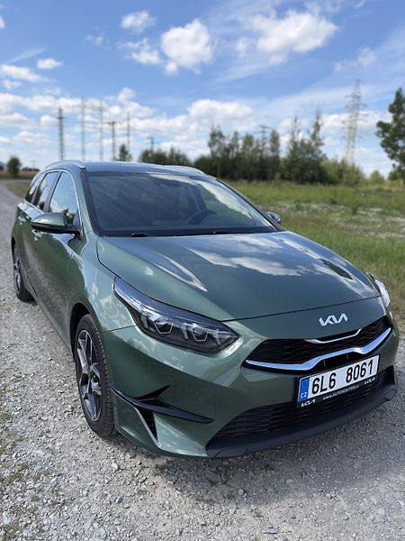 Kia Ceed SW (2024) Kia Ceed SW,1.5tgdi,TOP,118kw - fotka 4 z 21