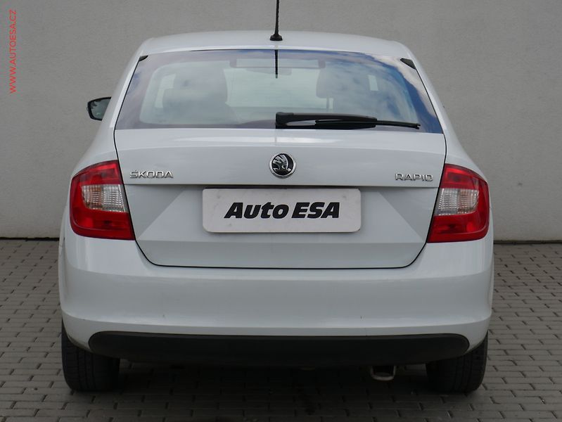 Škoda Rapid (2016) 1.2 TSI, ČR, Ambition - fotka 5 z 14