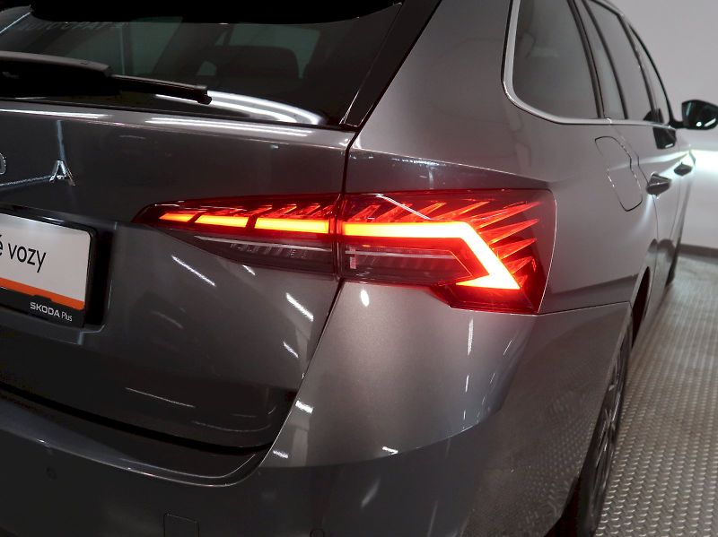 Škoda Octavia (2024) TOP SELECTION 1.5TSI 110KW - fotka 11 z 41