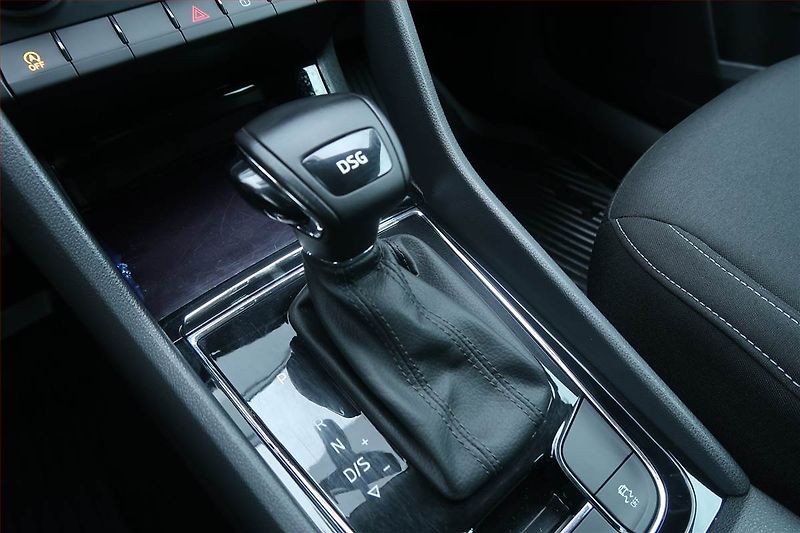 Škoda Karoq (2019) 1.6 TDI - fotka 13 z 25