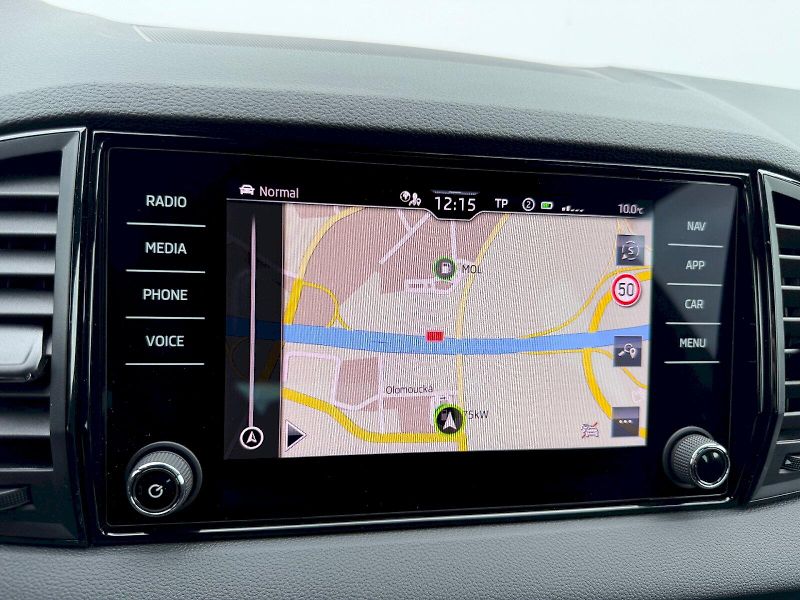 Škoda Karoq (2025) 1.5 TSI 110KW DSG SportLine - fotka 16 z 35