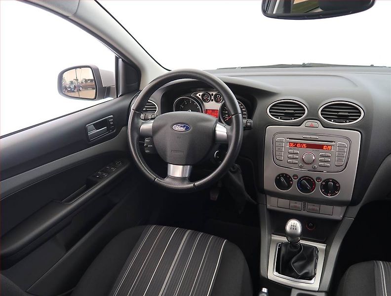 Ford Focus (2009) 1.6 16V, Serv.kniha, nová STK - fotka 7 z 16