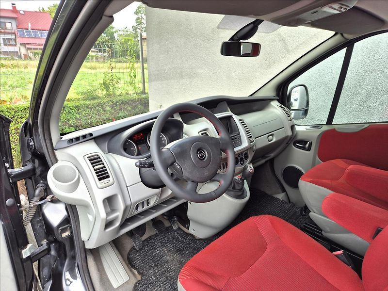 Opel Vivaro (2014) 2,0 CDTi Life Westfalia Obytný - fotka 12 z 31