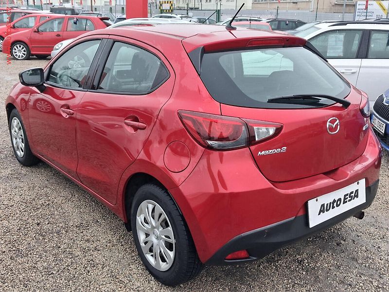 Mazda 2 (2015) 1.5 i, 2.maj,ČR, AC - fotka 6 z 18