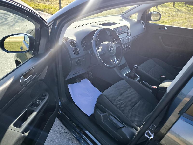 Volkswagen Golf Plus VI 1,6MPI 75kW SERVISKA 1MAJ. - fotka 15 z 55