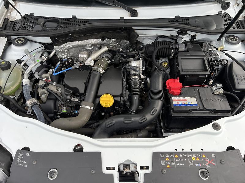 Dacia Duster 1.5DCi 4x4 ČR 1.MAJ. odp. DPH - fotka 31 z 36