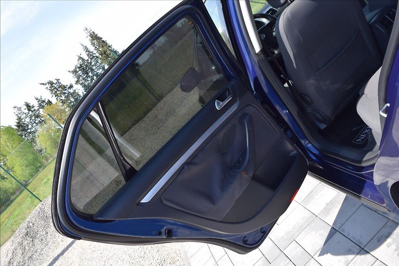 Volkswagen Jetta 1,9 TDI 77KW NOVÁ STK ALU - fotka 26 z 43