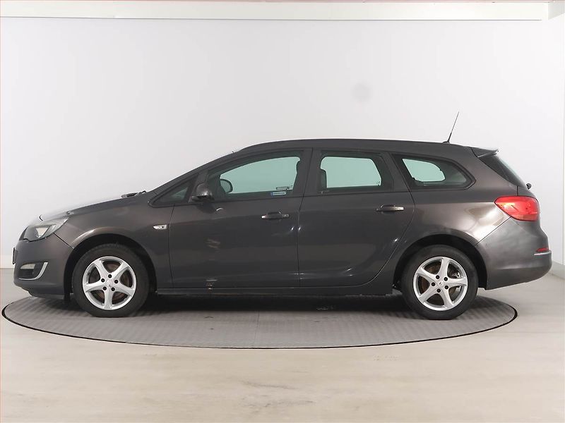 Opel Astra (2013) 1.7 CDTI, po STK - fotka 3 z 15
