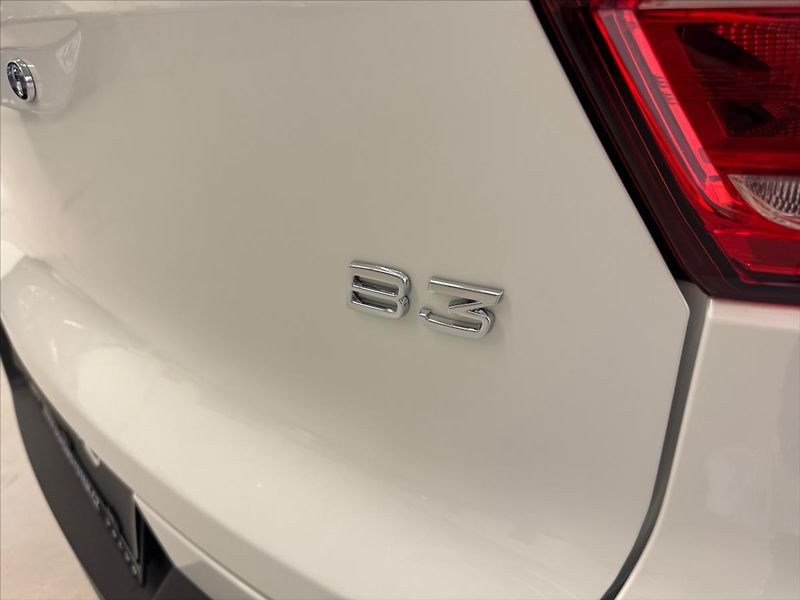 Volvo XC40 (2026) 2,0 B3 Plus Dark  8247 - fotka 14 z 15