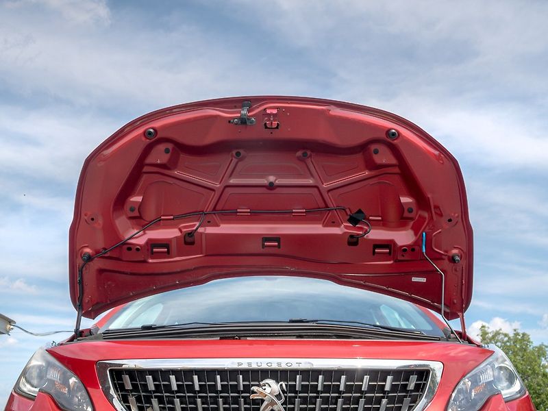 Peugeot 2008 (2017) ČR 1.2T 81KW – 88.359KM - fotka 41 z 51