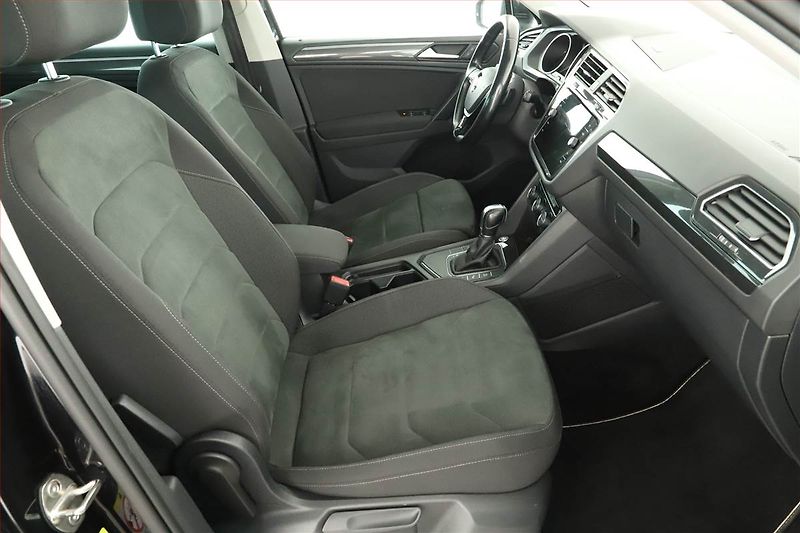 Volkswagen Tiguan (2019) 2.0 TDI, Automat, Serv.kniha - fotka 9 z 24