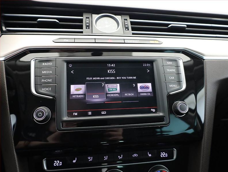 Volkswagen Passat (2016) Highline 2.0 TDI, Automat - fotka 11 z 19