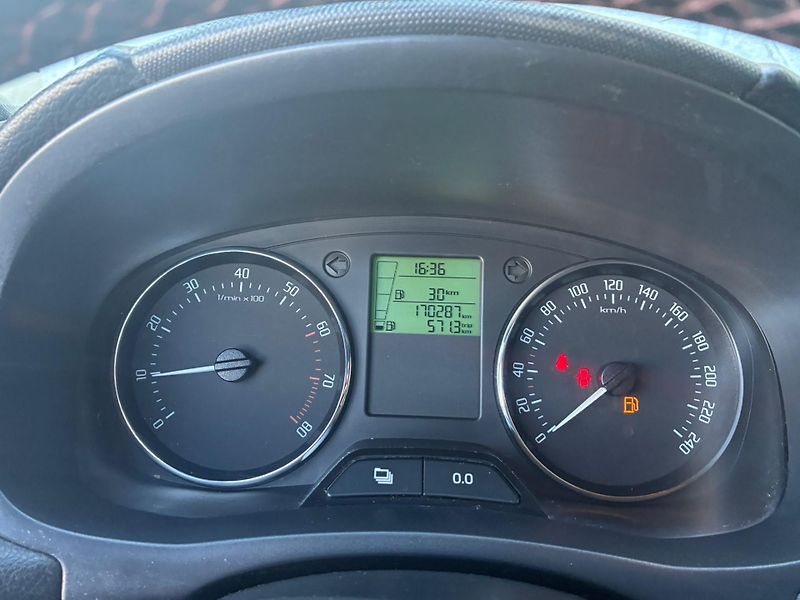 Škoda Fabia (2014) 1.2TSi, 77KW, MONTE CARLO - fotka 14 z 20