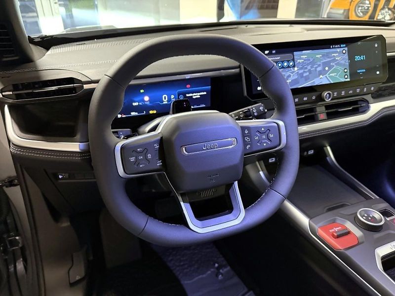 Jeep Compass (2026) NEW e-Hybrid 145k eDCT6 Altitu - fotka 14 z 16