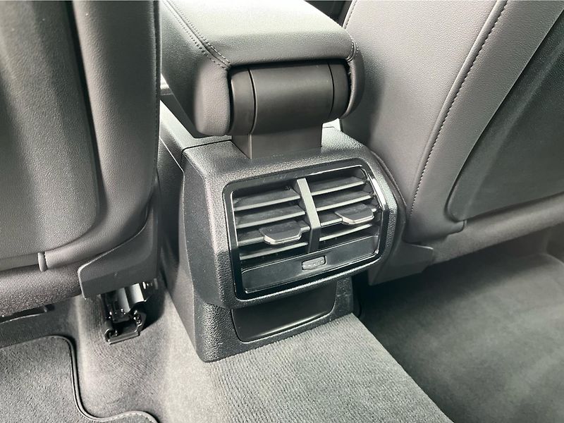 Audi Q3 ADVANCED 2.0 TDI 110 KW QUATTR - fotka 23 z 30