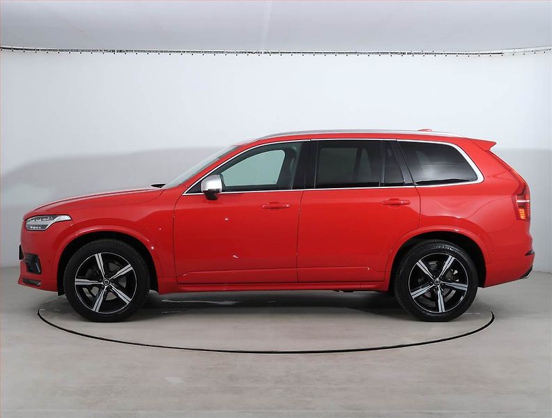Volvo XC90 (2017) R-Design D5 AWD - fotka 3 z 26