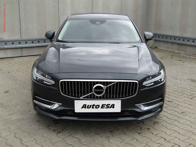 Volvo S90 (2017) 2.0 T5, 1.maj,ČR, servis - fotka 2 z 25