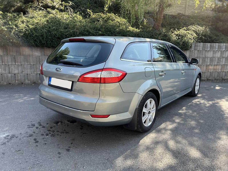 Ford Mondeo 2.0 TDCi 96 kW PRAV. SERVIS - fotka 5 z 16