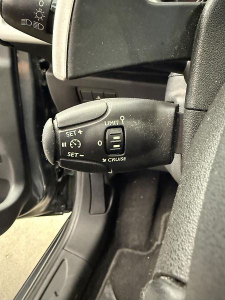 Citroën C3 1.4l 70 kW - fotka 12 z 17