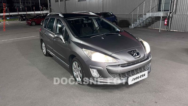 Peugeot 308 (2009) 1.6VTi, 1.maj,ČR, servis - fotka 1 z 4