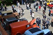Nablýskané historické vozidla a motorky obsadily v neděli 19. května centrum Prostějova. 19.5. 2024
