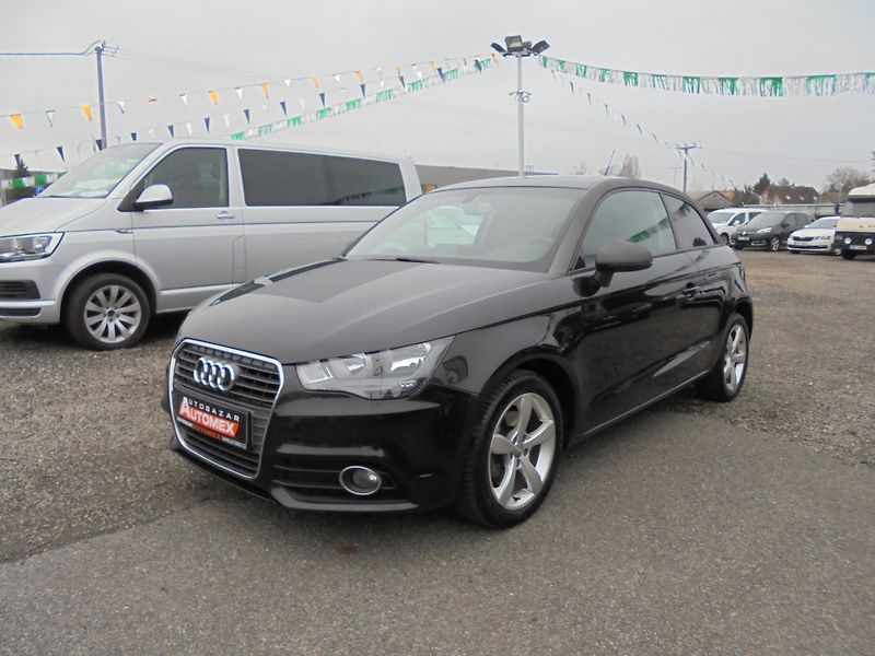 Audi A1 (2011) 1.6 TDI- NAVIGACE- KLIMA - fotka 3 z 11