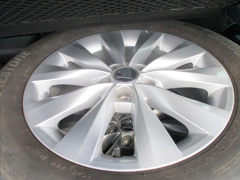 Škoda Kamiq 1,0 TSi, Style,klima,servis,CZ - fotka 14 z 42