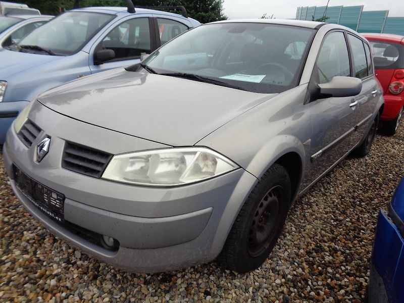 Renault Mégane 1,4 - fotka 3 z 9