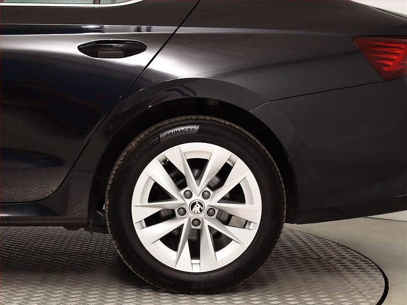 Škoda Octavia (2024) 2.0 TDI - fotka 13 z 19