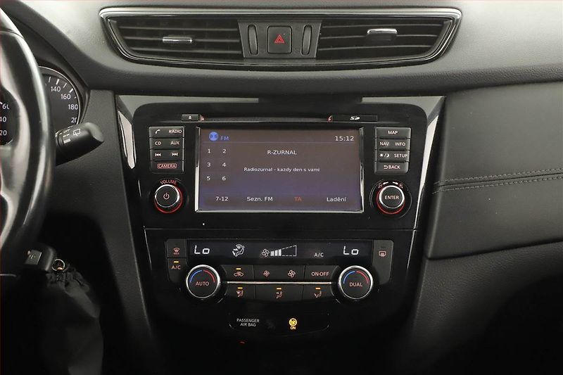 Nissan X-Trail (2017) 1.6 dCi, 4X4, Navi, Tempomat - fotka 9 z 16