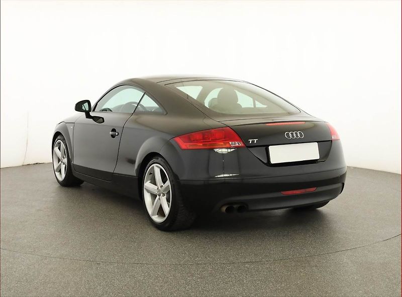 Audi TT (2009) 1.8 TFSI - fotka 4 z 16