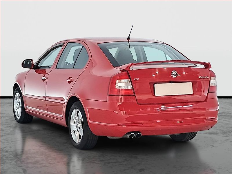 Škoda Octavia (2010) Ambiente 1.4 TSI, Navi - fotka 4 z 15