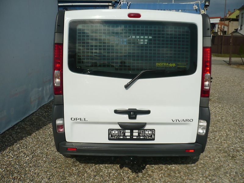 Opel Vivaro 2.0DCI 66Kw Klima L1H1 - fotka 8 z 21