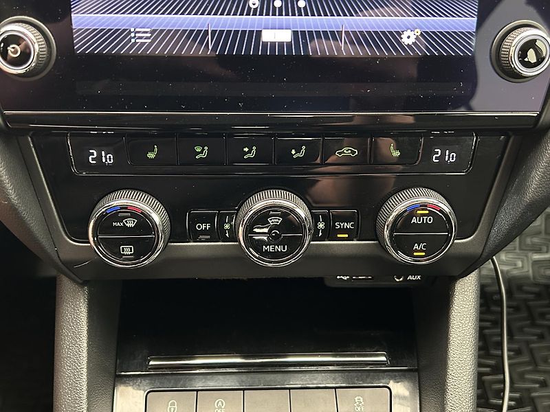 Škoda Octavia 2.0 TDI 4x4 Style - fotka 8 z 28