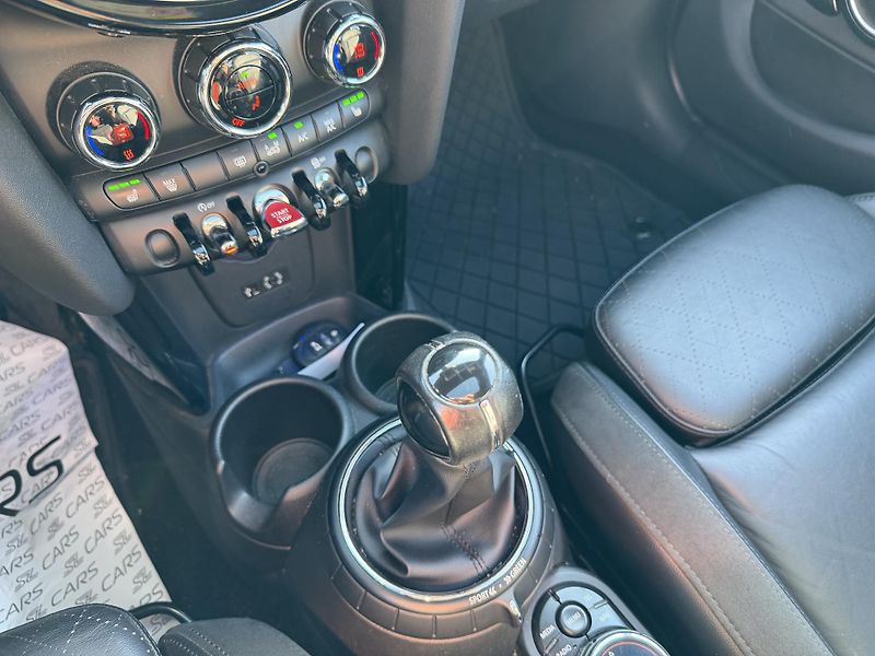 Mini Cooper S 2.0i LED PANORAMA NAVI KŮŽE - fotka 29 z 46