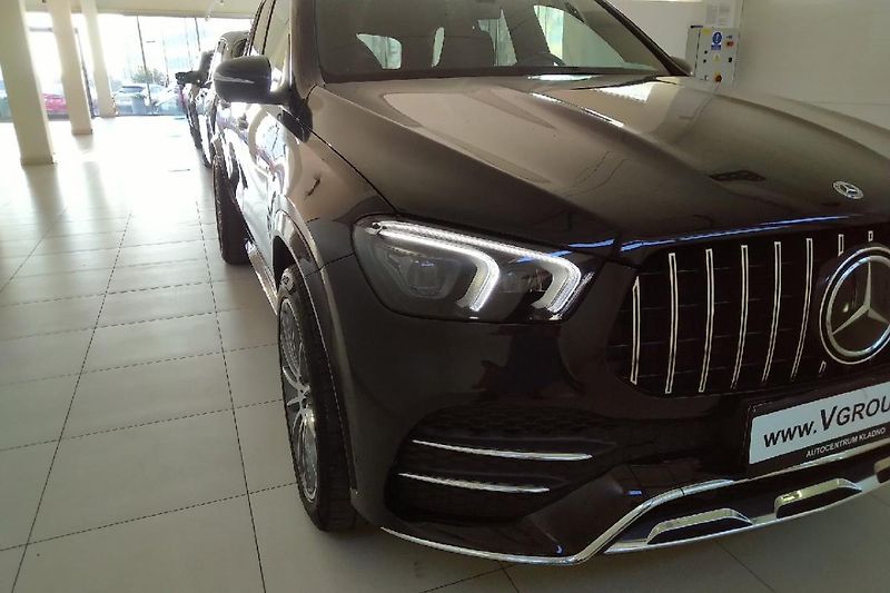 Mercedes-Benz GLE (2021) 350 de 4MATIC AMG Plug-in Hy - fotka 9 z 19